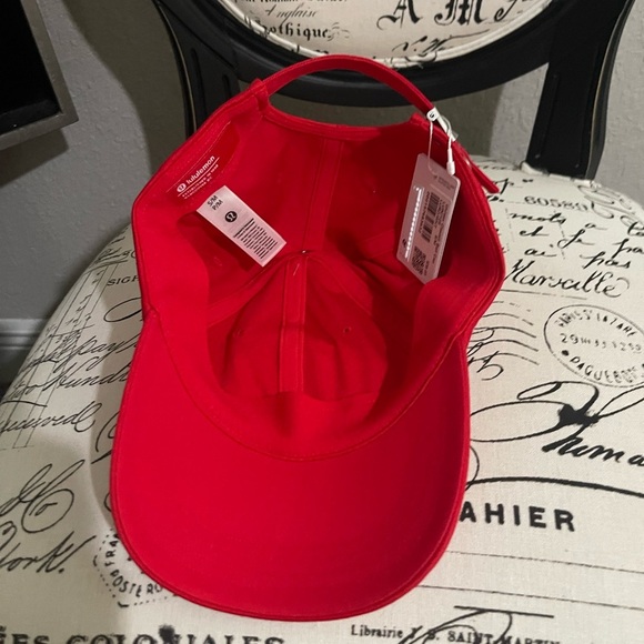 NEW LULULEMON Classic Ball Cap Tennis Club Lulu Red White Script Logo Cotton O/S - Picture 5 of 7